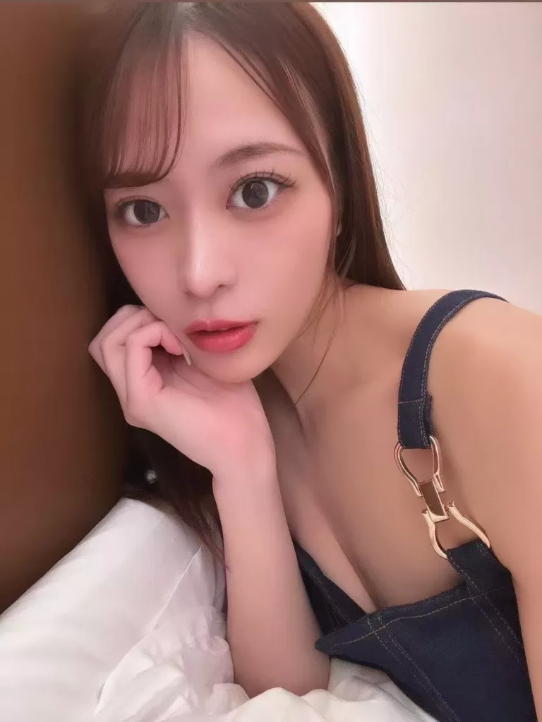 高人气游泳女神《青木桃》独家AV~话题流量满满 超高性价比